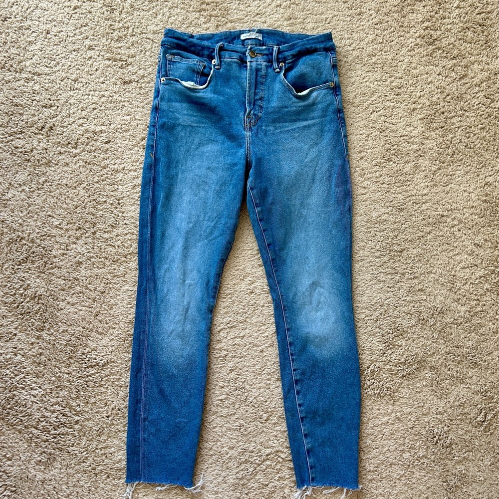 Good American Cropped Blue Jeans